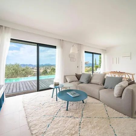 Ref 2132 - - Sea View For Rent *