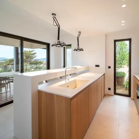 Ref 2132 - - Sea View For Rent Вилла Ле-Канне